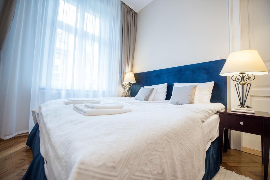 Mjz Apartments Old Town Cracovia Esterno foto