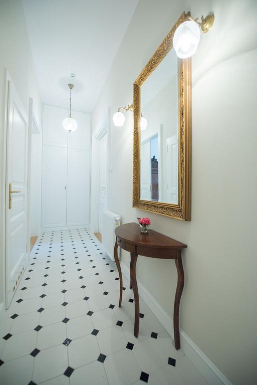 Mjz Apartments Old Town Cracovia Esterno foto