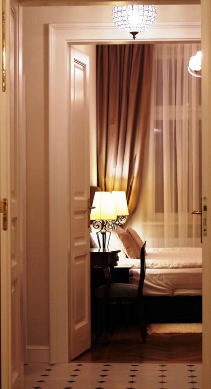 Mjz Apartments Old Town Cracovia Esterno foto