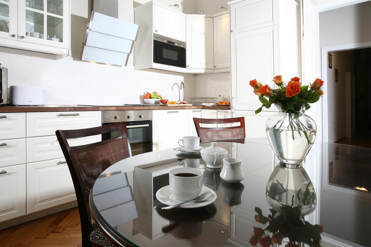 Mjz Apartments Old Town Cracovia Esterno foto