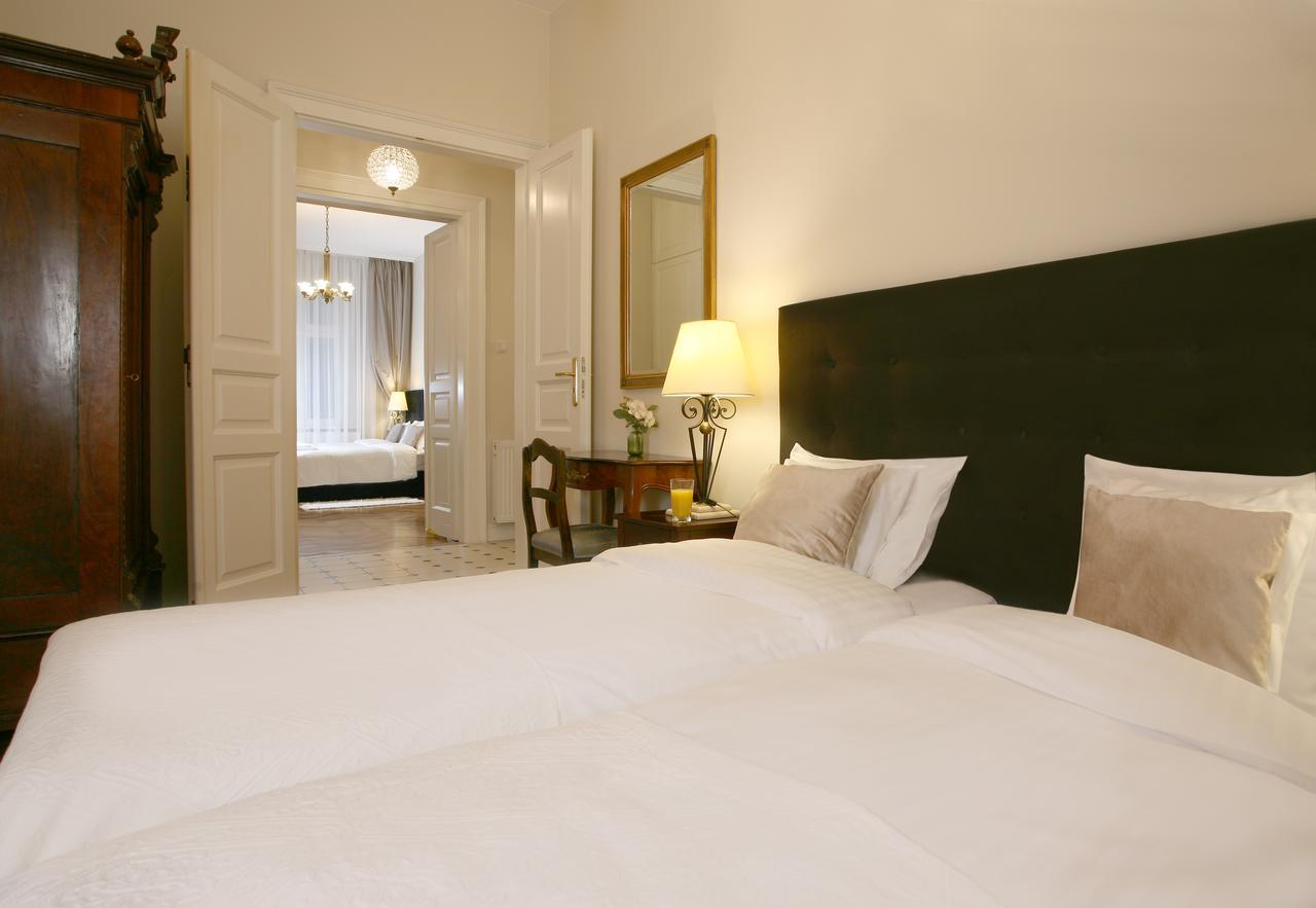 Mjz Apartments Old Town Cracovia Esterno foto