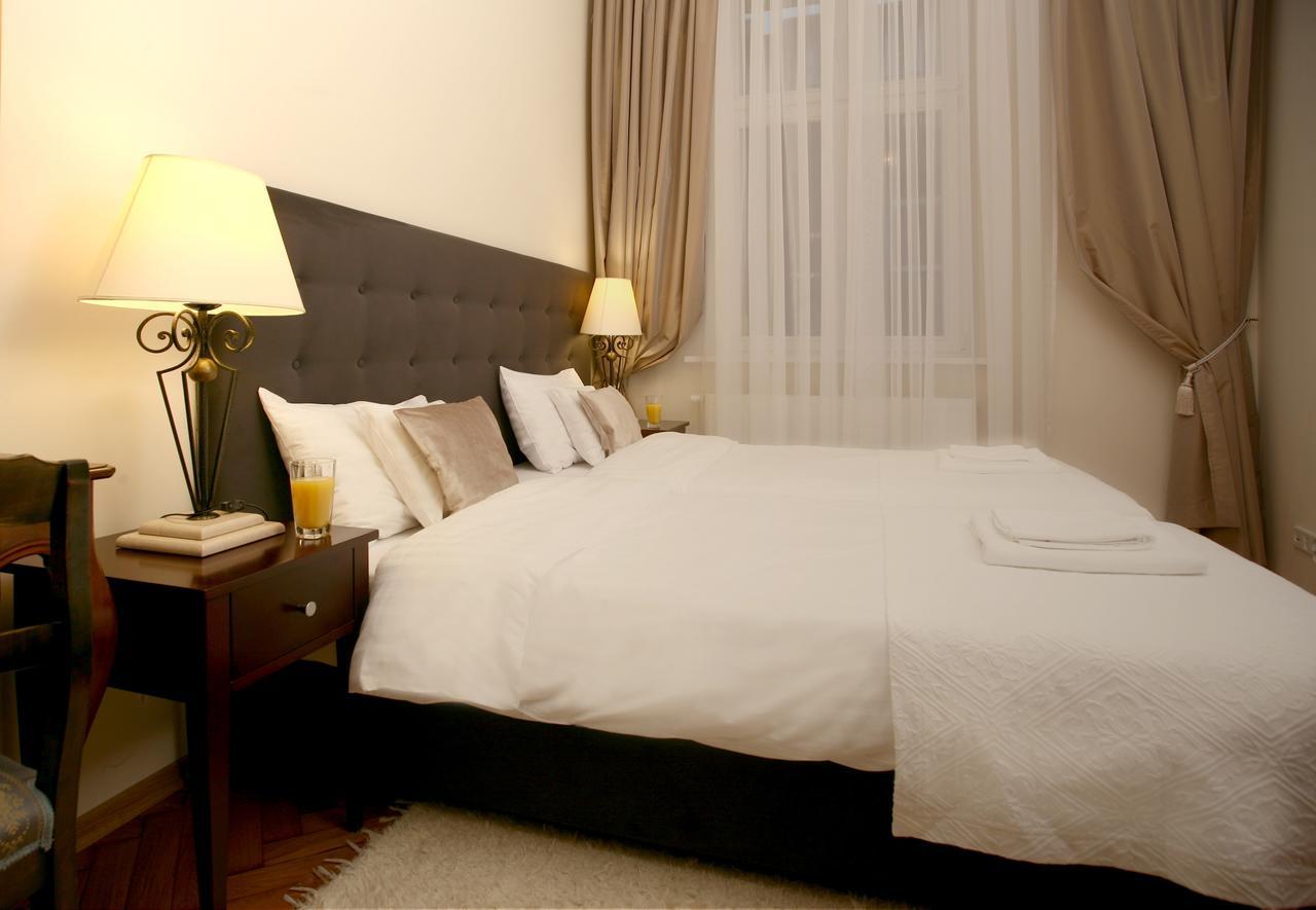 Mjz Apartments Old Town Cracovia Esterno foto