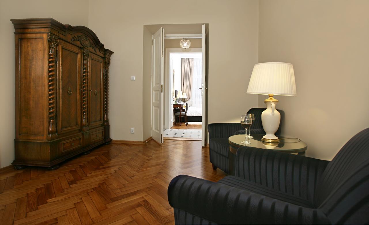 Mjz Apartments Old Town Cracovia Esterno foto
