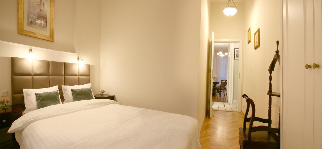 Mjz Apartments Old Town Cracovia Esterno foto